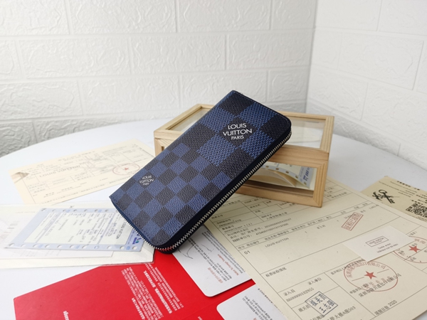 LVコピーウォレット内部構造